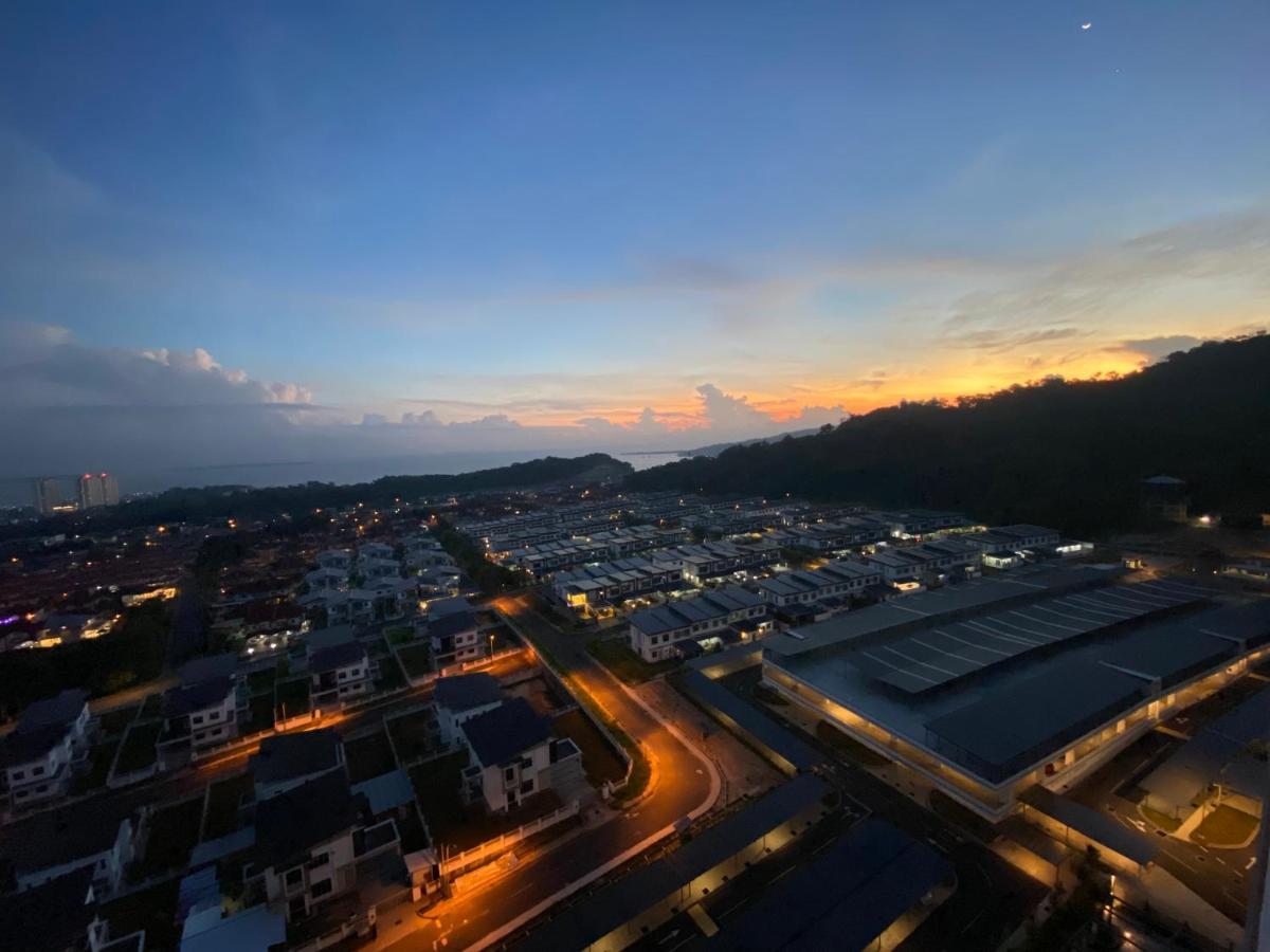 Orang Utan Guest House Monthly Sandakan Luaran gambar