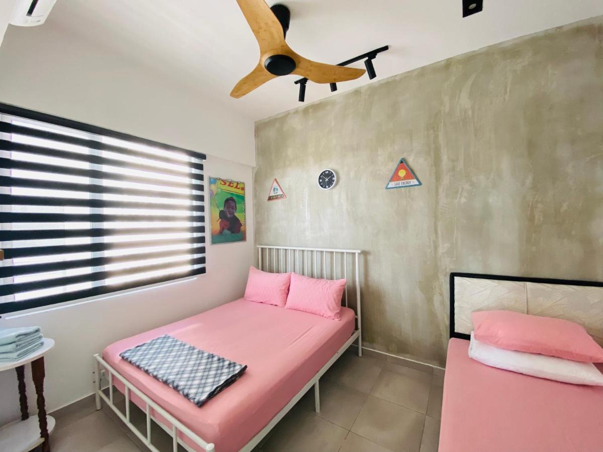 Orang Utan Guest House Monthly Sandakan Luaran gambar