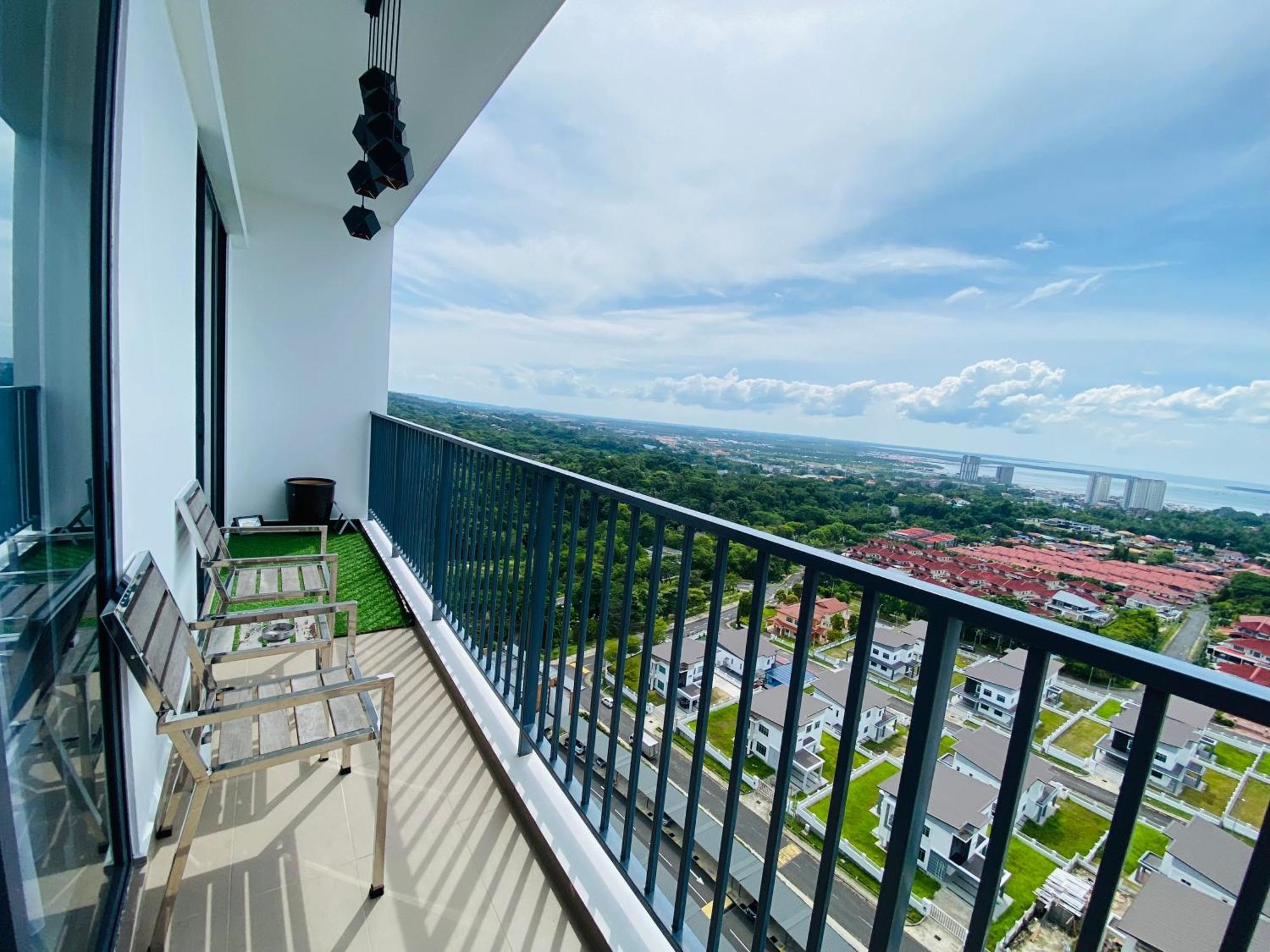 Orang Utan Guest House Monthly Sandakan Luaran gambar
