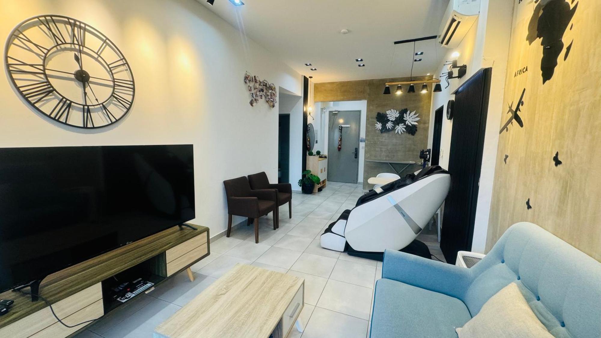 Orang Utan Guest House Monthly Sandakan Luaran gambar